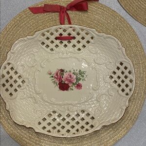 Victorian Rose Baum Bros. Pierced Edge Heart Plate 10"*12”